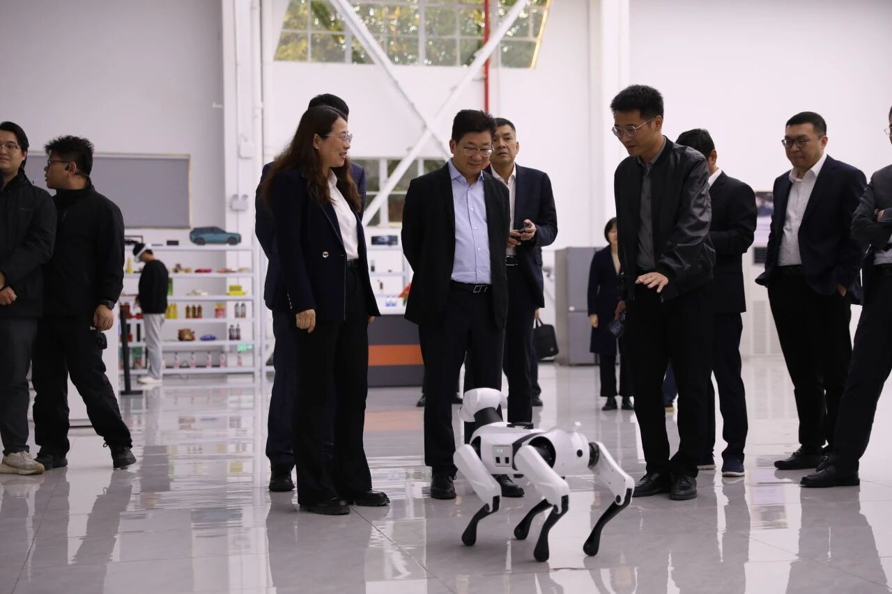 呂家進(jìn)帶隊(duì)赴深圳、安徽調(diào)研 加速打造科技金融“第四張名片”，聚焦智能機(jī)器人研發(fā)新賽道